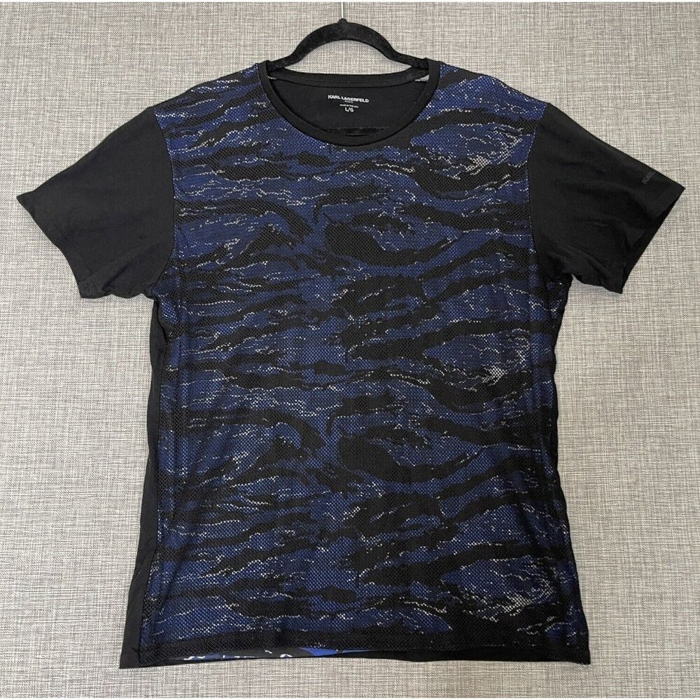 Karl Lagerfeld Black and Blue Short Sleeve Graphic Tee
